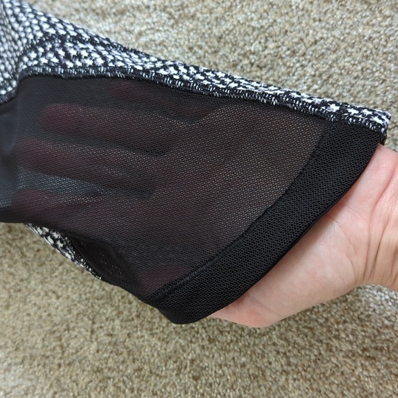 Lululemon size 6 cropped leggings - Picture 4 of 7